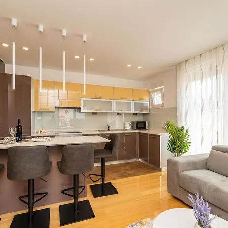 Διαμέρισμα Deluxe Anita1 Ζαντάρ